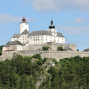 Burg Forchtenstein, Forchtenstein
